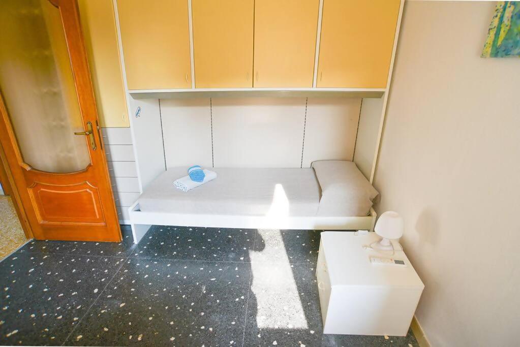 Larte Al Mare Vicino Spiaggia Con Ac E Wifi Apartamento Savona Exterior foto